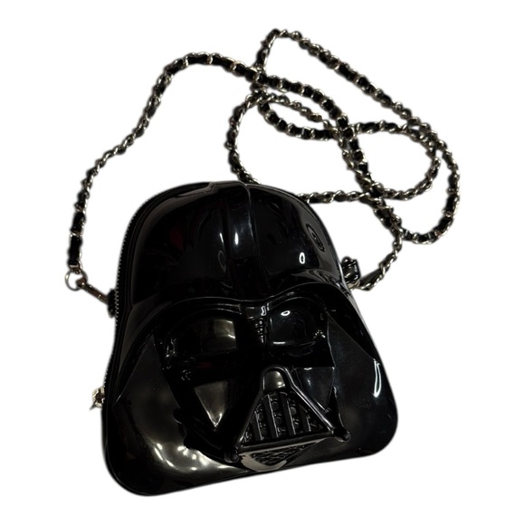 Disney Loungefly Star Wars Darth Vader 3D Helmet Crossbody Bag  Collectible - Picture 3 of 12